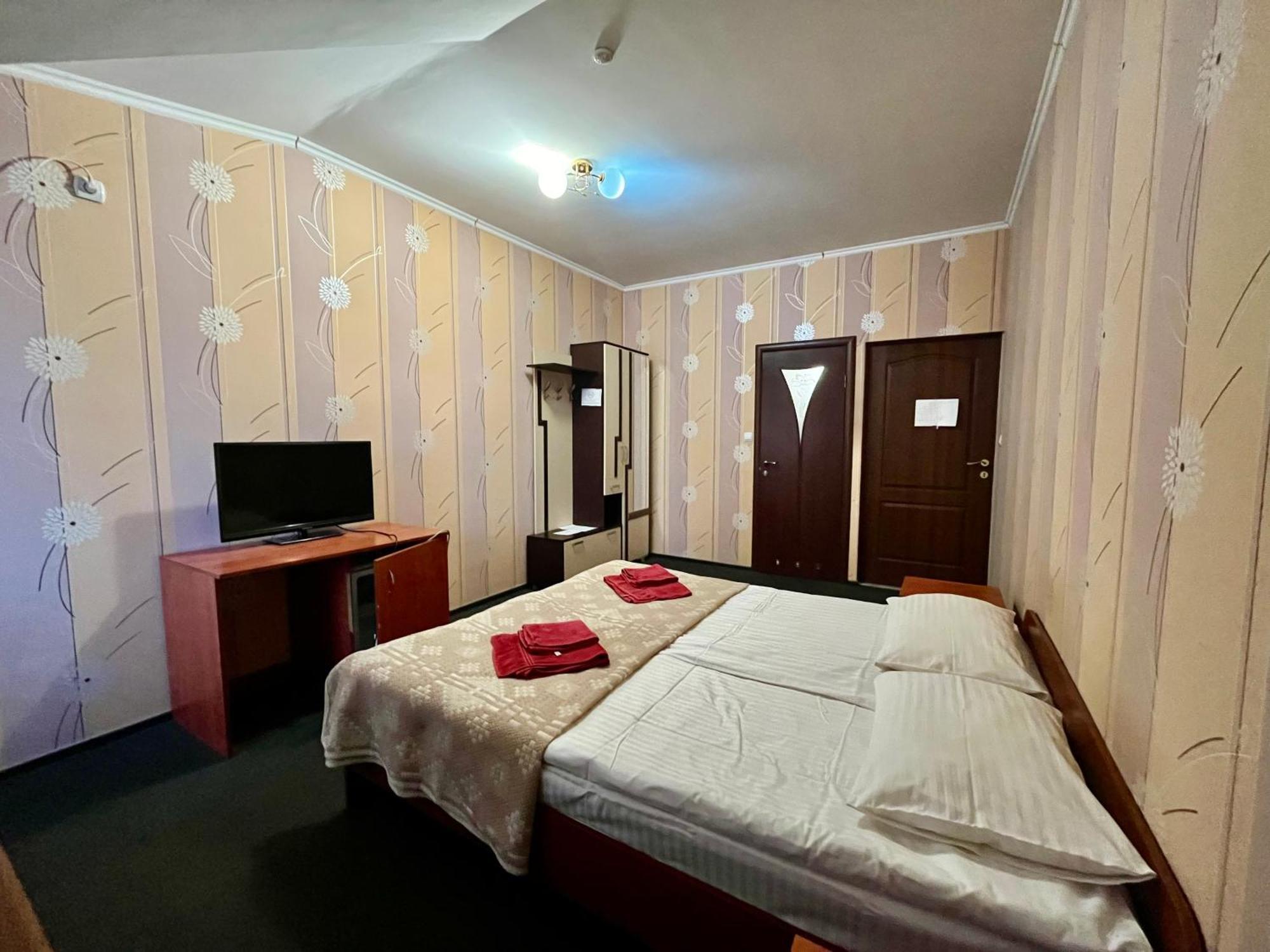 Hotel Domino Běrehovo Exteriér fotografie